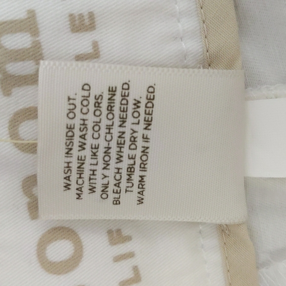 NEW Sonoma Mid-Rise Original Fit Slimming Mid-Rise Bermuda Shorts 4 White - Picture 9 of 14